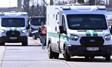 Компанія друга Орбана роками перевозила через Угорщину гроші до України, і у влади не виникало питань — Telex