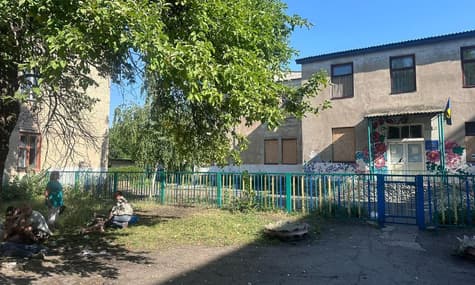 россияне обстреляли Украинск Донецкой области: по меньшей мере двое погибших, 8 раненых