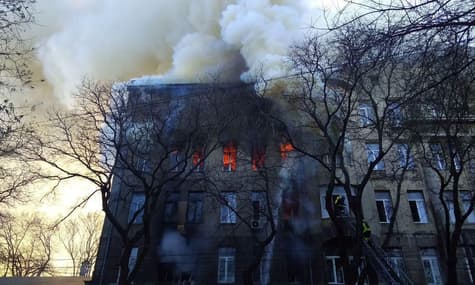 В Одеському коледжі економіки сталася пожежа, госпіталізували 9 осіб