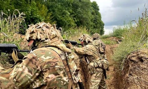 Південний фронт: ЗСУ уразили ворожі засоби ППО в Херсоні, ДРГ росіян пробувала штурмувати