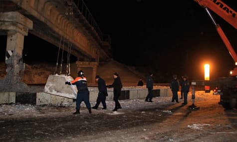 Бойовики заявили про підрив опори залізничного мосту в Донецьку