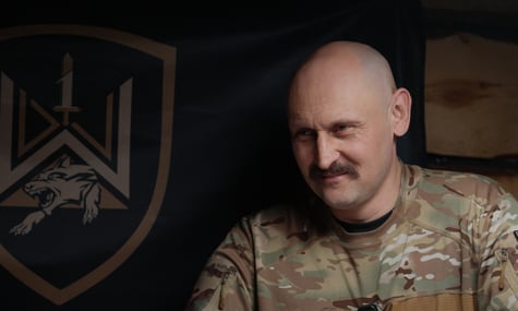 Відправив комбата на позиції за посилки з горілкою для бійців — командир штурмового полку Перун