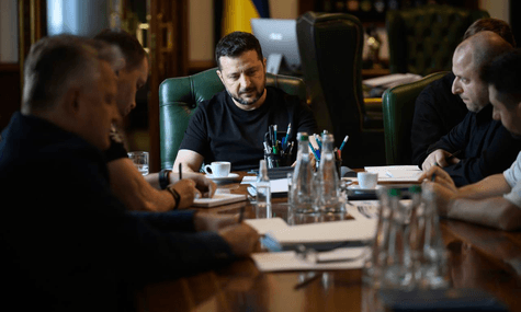 Президент України Володимир Зеленський під час розмови із Віткоффом і Кушнером