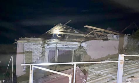 Окупанти вночі знову обстрілювали Дніпропетровщину: у Нікополі та Марганці пошкоджено десятки будівель — ОВА