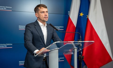 Польща має купити або орендувати порт в Одесі — заступник міністра Польщі