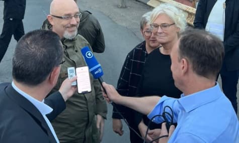 Міністерка оборони Німеччини приїхала до Одеси та зустрілася з Резніковим. Про що говорили?
