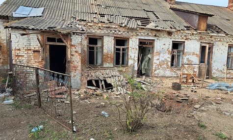 На Дніпропетровщині через російські обстріли постраждав чоловік. Під вогнем опинилась і Сумщина