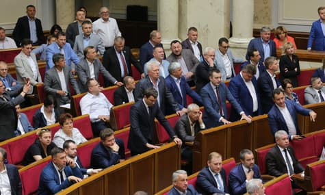 Рада відмовилась підвищувати акцизний та екологічний податок