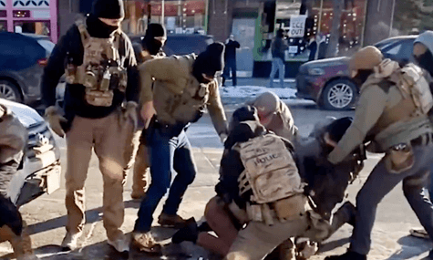 Двох агентів ICE, причетних до стрілянини в Алекса Претті в Міннеаполісі, відправили у відпустку