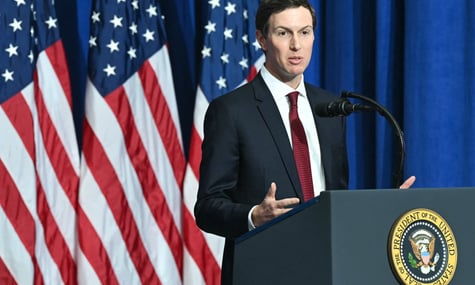 Зять Трампа збирає кошти для своєї фірми, поки працює посланцем на Близькому Сході — NYT