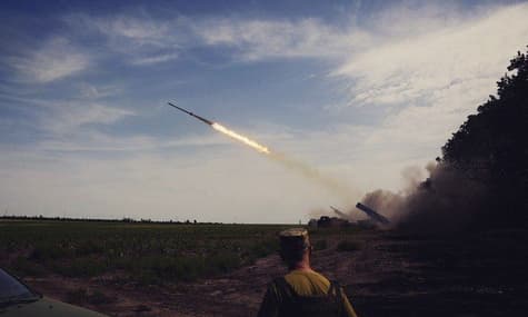 Control of key highway in Luhansk Oblast, attack on Nancy Pelosi's house, more blackouts: highlights of the day