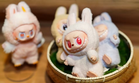 «Лабубу» виходить на великі екрани. Режисер «Паддінгтона» створить фільм про популярні іграшки