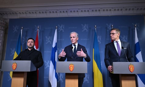 Зліва направо. Президент України Володимир Зеленський, прем’єр-міністр Норвегії Йонас Гар Стьоре і президент Фінляндії Александр Стубб