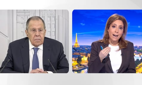 Міністр закордонних справ росії Сергій Лавров під час інтерв'ю на французькому телебаченні