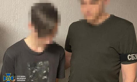 СБУ затримала хлопця, якого підозрюють у коригуванні ударів рф по Києву 24 травня. Наступного дня він проводив «дорозвідку»
