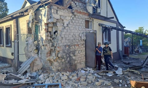 Оккупанты за сутки сбросили 32 авиабомбы на Харьковскую область