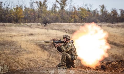 росія втратила в Україні ще 880 солдатів і 4 танки — Генштаб