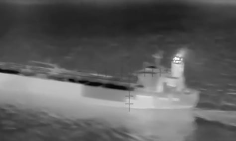 СБУ впервые поразила танкер «теневого флота» в нейтральных водах Средиземного моря (ВИДЕО)