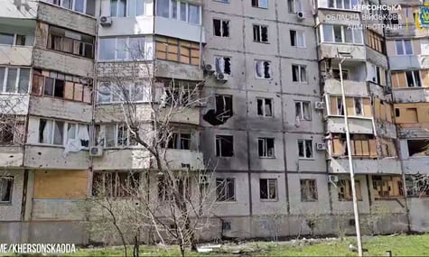 Війська рф атакували Херсон безпілотниками: є постраждалі