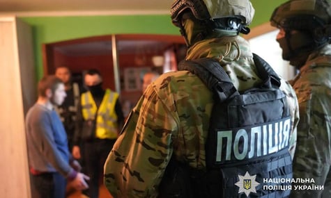 В Україні проводять «велику спецоперацію» для боротьби з незаконним обігом зброї: сотні обшуків