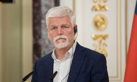 Президент Чехії вважає, що варто збивати літаки рф, якщо вони залітають до країн НАТО