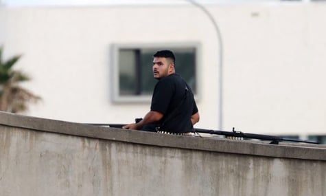 «Він хороший хлопчик, кожен би хотів мати такого сина». Мати ймовірного нападника на пляж Бонді говорила з ним за кілька годин до стрілянини