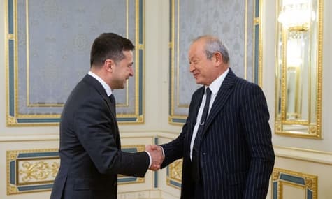 Президент Владимир Зеленский встретился с египетским миллиардером и призвал его инвестировать в Украину