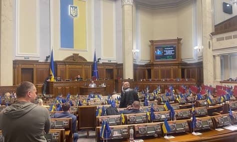 Рассмотрение правок ночью 30 депутатами: эксперт объяснил, был ли закон о мобилизации принят с нарушениями