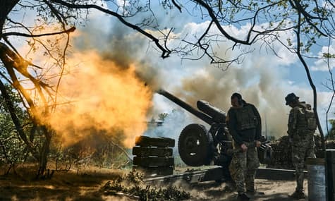 Zelenskyy in Rome, Russian fighter jets crash, and Ukrainian Armed Forces advance near Bakhmut: today’s highlights