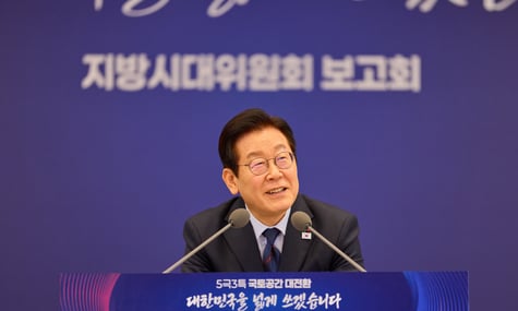 Президент Південної Кореї пропонує запровадити державне страхування від випадіння волосся: Це питання виживання