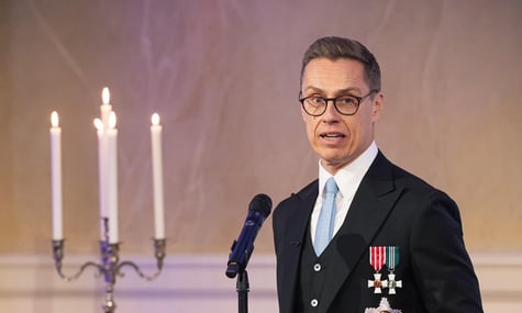 Президент Фінляндії запропонував розв'язати питання Гренландії «по-фінськи»: Пригальмувати й піти в сауну