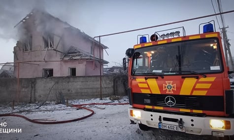 Війська рф зранку атакували південь Одещини: постраждала людина, промислова інфраструктура