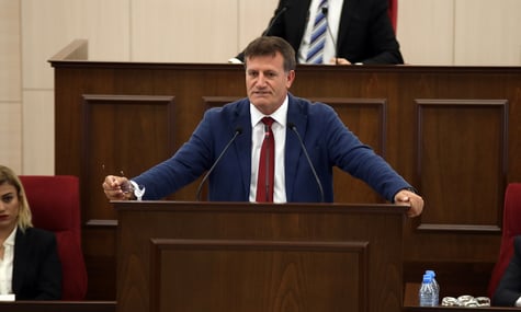 «Врізався якийсь об'єкт». На Північному Кіпрі кажуть, ніби судно із сотнями пасажирів могло затонути через зіткнення