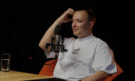 «У мене — роздвоєння особистості». Євгеній Володченко (Курган) про суржик, реп, Ніцше, Жадана і борщ