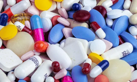 Уряд дозволив продавати безрецептурні ліки на заправках