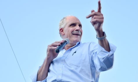 У Гондурасі порахували голоси на виборах, що відбулися місяць тому. З мінімальним відривом переміг політик, якого підтримав Трамп