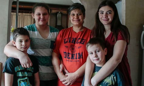 Підвал, музика, кіно. Чим живе родина, фільм про яку потрапив на Sundance