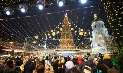 Областные центры потратили на новогодние закупки более 130 млн грн. Более половины из этого приходится на один город