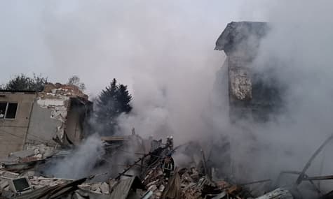 Окупанти вночі завдали удару по Запоріжжю — загинула людина