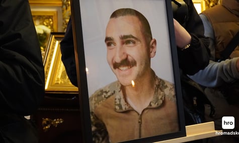 У Києві попрощалися з військовим та фотографом Костянтином Гузенком (ФОТО, ВІДЕО)