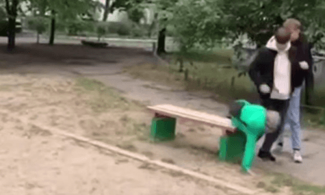 У Києві троє підлітків побили школяра. Вони пояснили поліції, що хотіли «провчити» знайомого