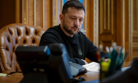 Зеленський зідзвонився з Фіцо: Запрошує його в Україну