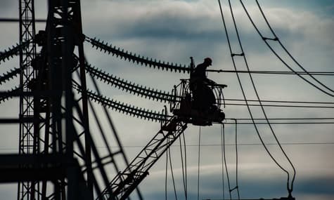 Найскладніше з електрикою зараз у 6 областях. Ремонтні бригади працюють в усіх місцях влучання