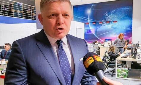 Словацкий премьер заявил, что стратегия Запада в отношении Украины «не работает». Он хочет нормализовать отношения с рф
