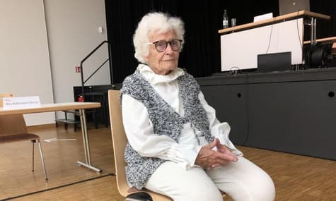 Найстарша депутатка Німеччини пішла у відставку в 101 рік. У політику вона пішла через басейн