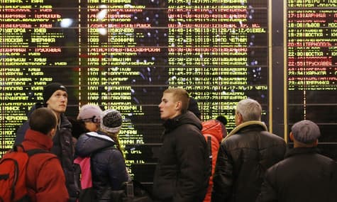 Карантин через коронавірус: що і де закрили в Україні?