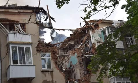 У Сумах під російський удар потрапила будівля СБУ — Зеленський
