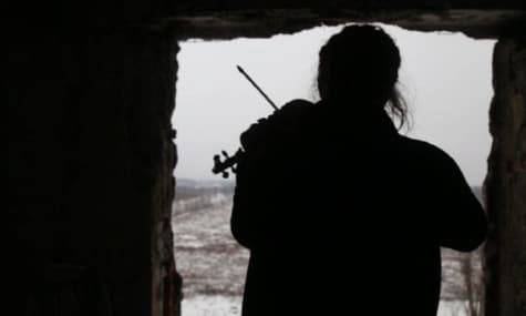 A Violinist From Berlin Performs In Devastated Avdiivka