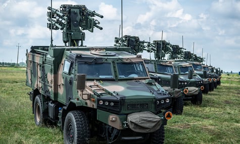 У Польщі на кордоні з Україною знайшли покинуті зенітні установки. Їх нібито мали постачати українській армії