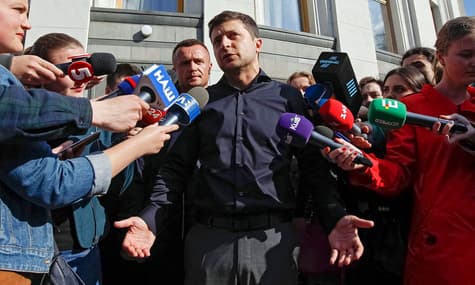 «Нині вже»: Инаугурация Зеленского, будут ли отставки, зарплаты военным